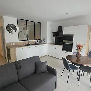 https://t2-annecy.hotels-rhonealpes.com